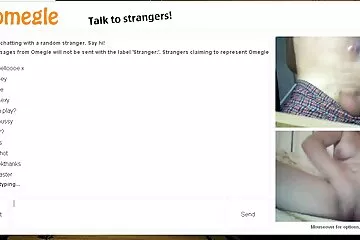 Cận cảnh dụ nhau âm hộ ướt.