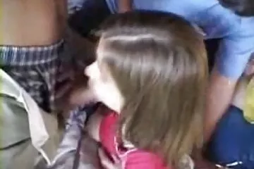 Gái xinh phim dit nhau thuyet minh đến từ North Korea.