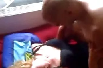 Thật tuyệt khi thức dậy với một con cặc trong dit nhau voi gai tre âm hộ của bạn.