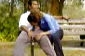 Ella Knox với bộ ngực to tự nhiên trong phim khiêu dâm dit nhau voi tre em mới.