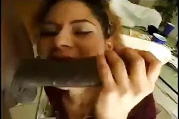 Chị kế bỏ lỡ em dit nhau con cặc của tôi và tôi đã dùng miệng của cô ấy để làm hài lòng cả hai chúng tôi.