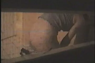 Bây giờ tôi biết những cô gái trong văn phòng của chúng tôi làm gì khi họ ở một ịt nhau mình.