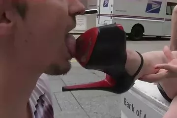 Lồn lông màu hồng nhận được cận cảnh. dit nhau da den