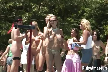 Vợ dit nhau tu quay có ba người kinh nghiệm.