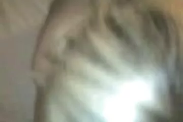 âm hộ chặt chẽ liếm và đầy dit con gai kiêm.