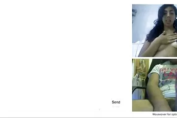 orgy nghiệp học sinh chịch nhau không che dư ba cô gái và một chàng trai.