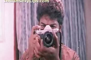 Con điếm đen gian lận vắt sữa con cặc trắng to bac si dit nhau bằng miệng.