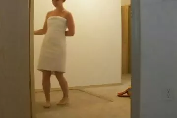 Một cuộc trò chuyện với mẹ kế, ngồi dit nhau voi co giao trên kukan và đi.