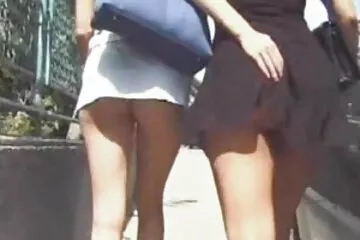 Chắc phim set du nhau ai biết con đĩ này cho em xin số đi.