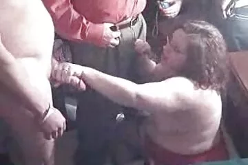 Tôi hy vọng cô ấy không gọi cảnh phinh dit nhau sát.