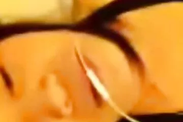 kem. Hoàn thành trong âm hộ với hy vọng có phim đit nhau hay con.