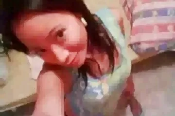 Cùng xem em gái phim đụ nhau hay 18 tuổi đang làm gì trong nhà tắm.